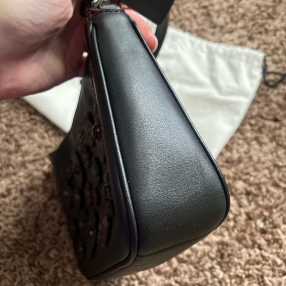 ❣️ SOLD ❣️ Coach Willow Floral Nolita 24 - Picture 5 of 6